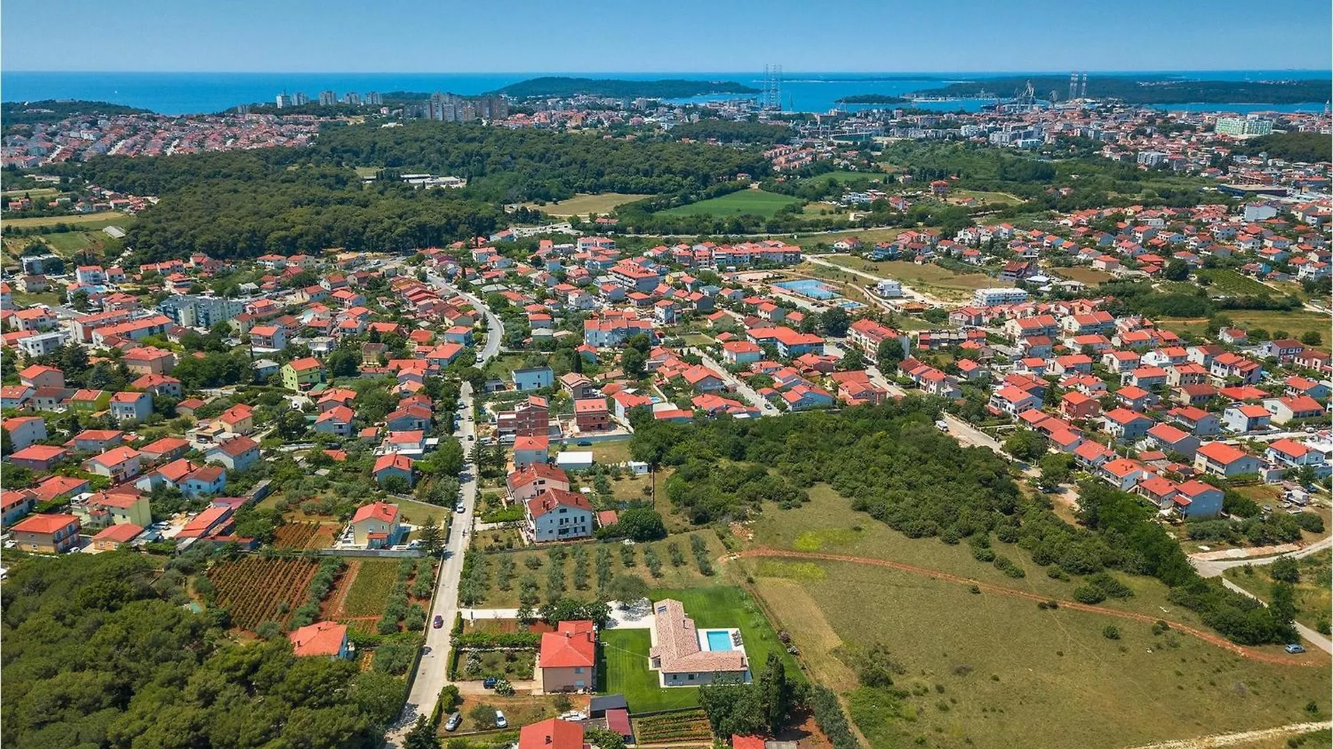 Villa Marialba Pula 0*,  Croatia